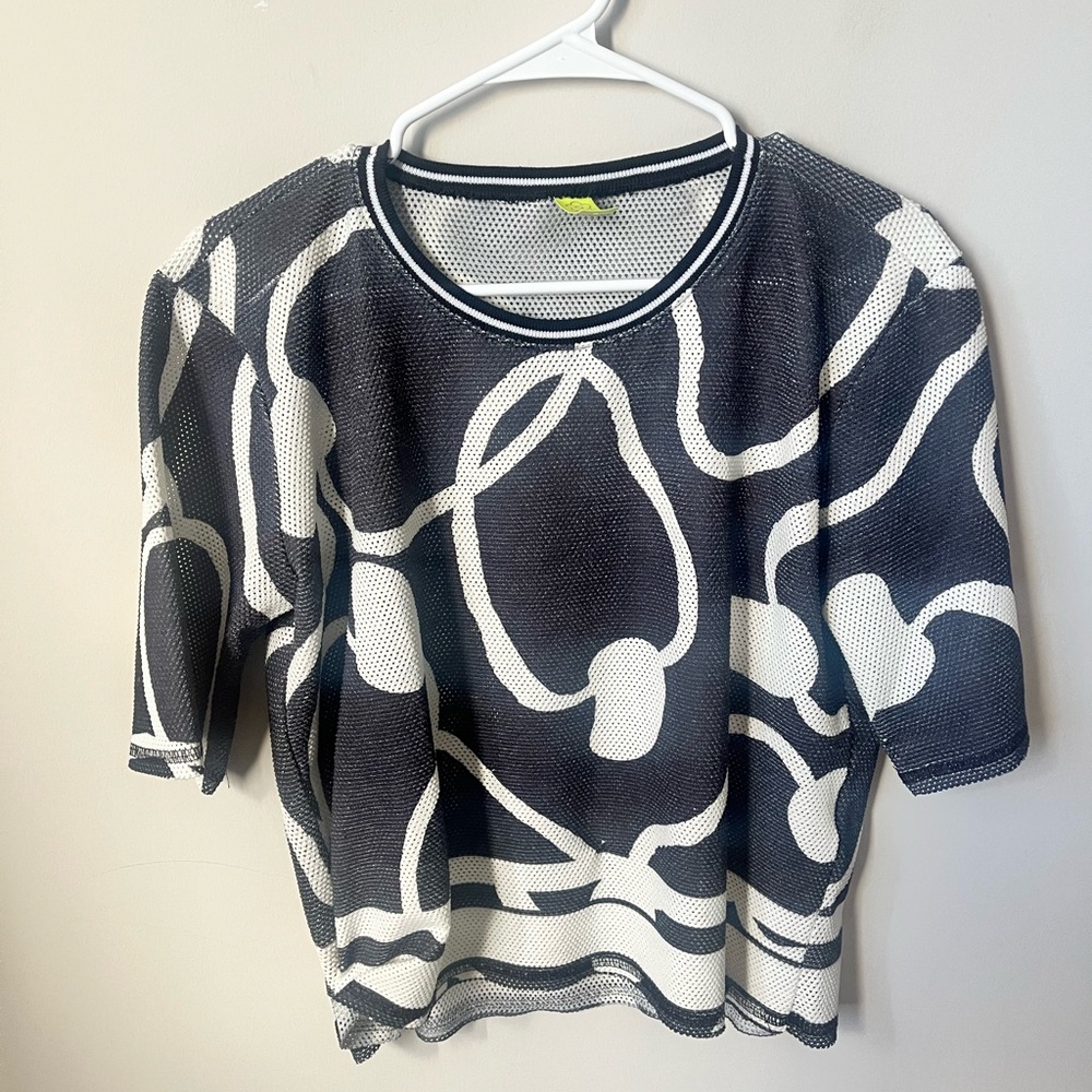 FARM RIO Stylish Black and White Women's Top